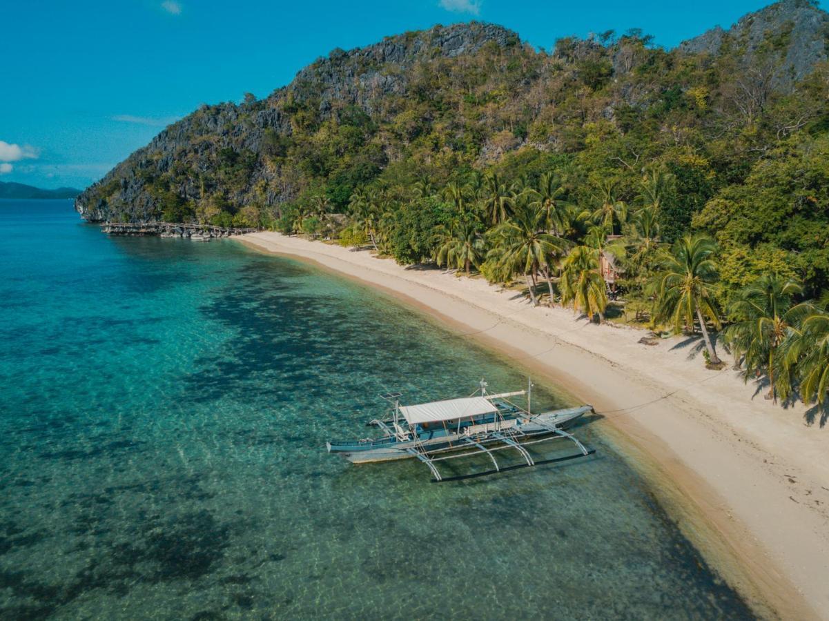 Sangat Island Dive Resort Coron Exteriör bild