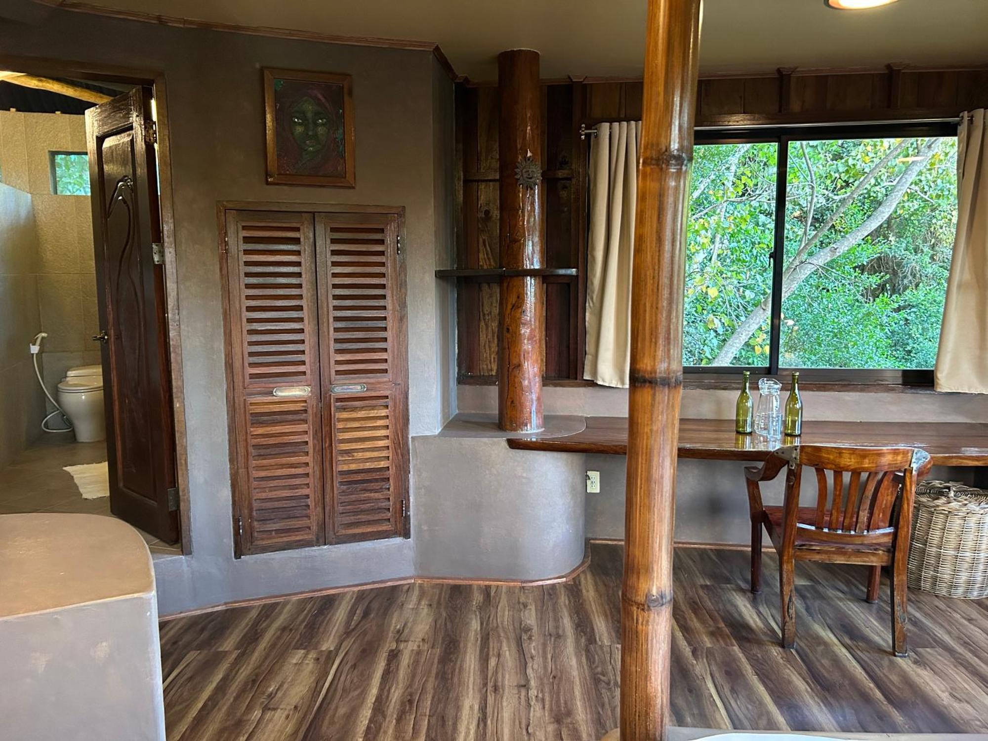 Sangat Island Dive Resort Coron Exteriör bild