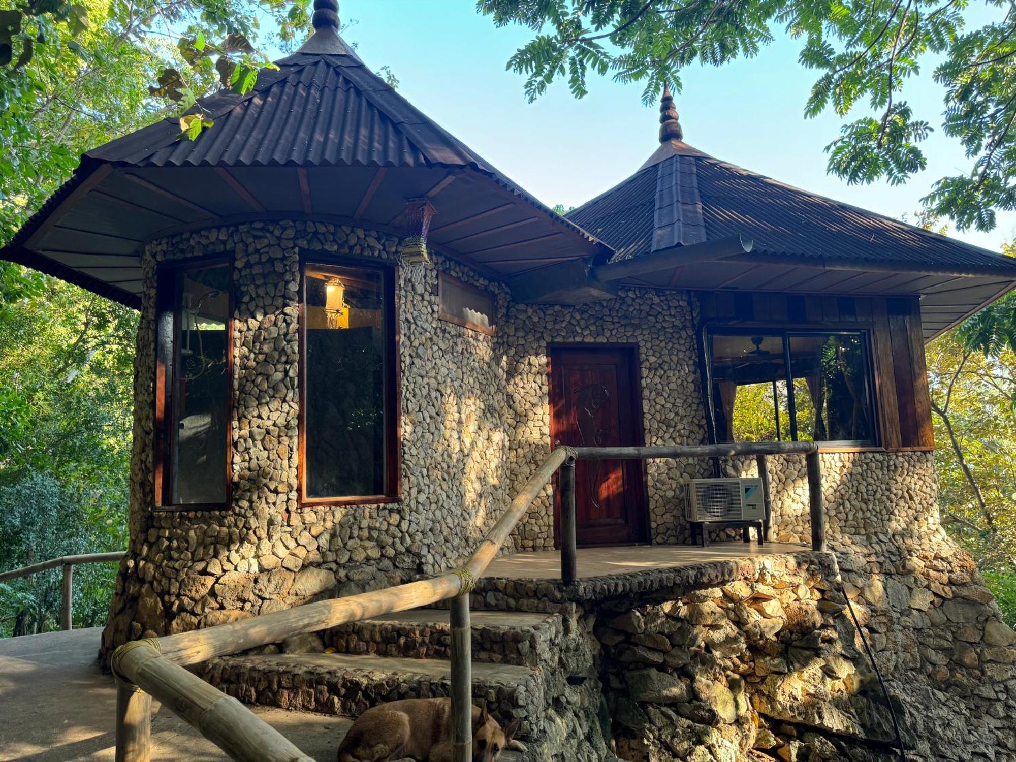 Sangat Island Dive Resort Coron Exteriör bild