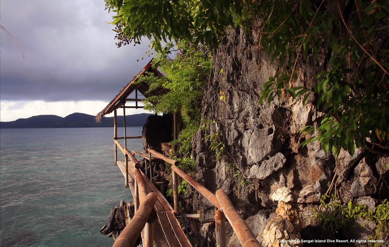 Sangat Island Dive Resort Coron Exteriör bild