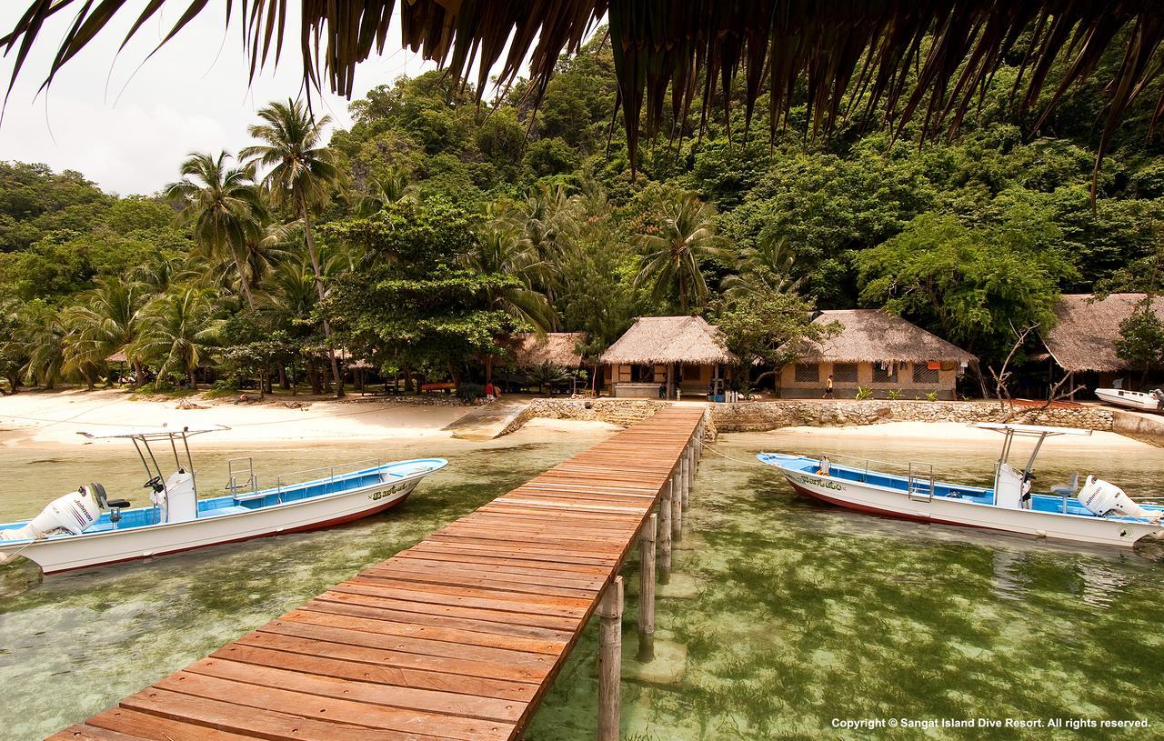Sangat Island Dive Resort Coron Exteriör bild