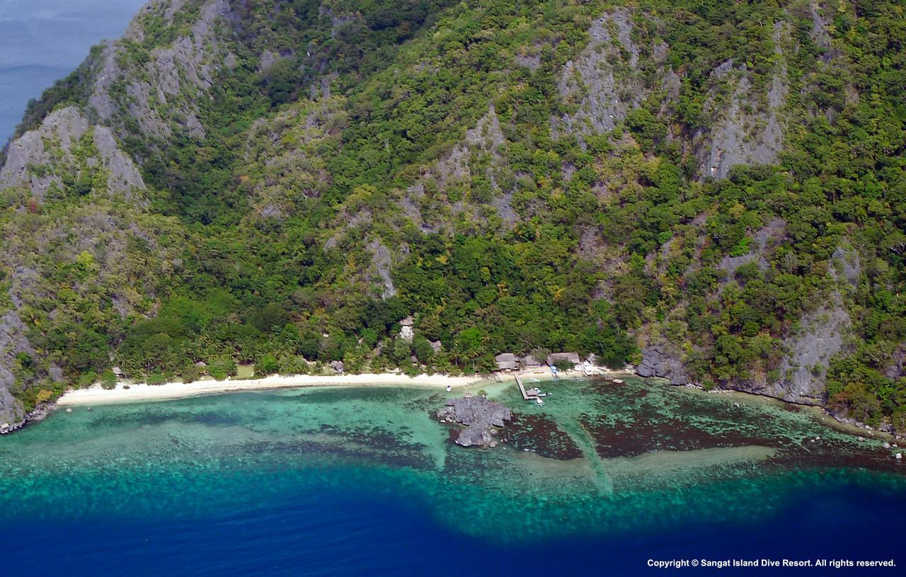 Sangat Island Dive Resort Coron Exteriör bild